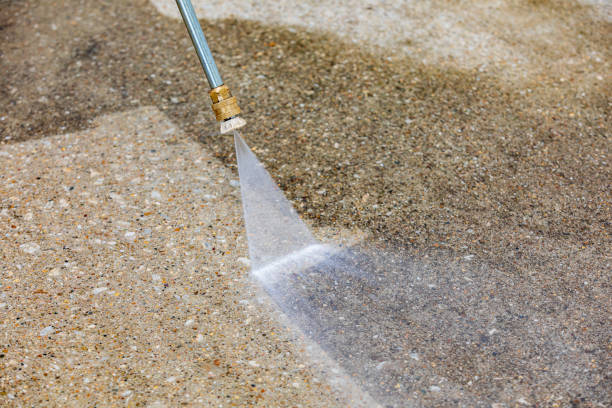 Best Warehouse Cleaning  in Wallace, FL